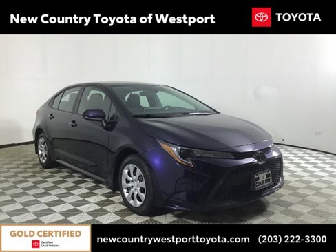 Certified 2021 Toyota Corolla LE image 1