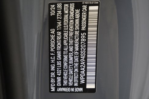 Used 2025 Porsche 911 Carrera w/ Premium Package image 19