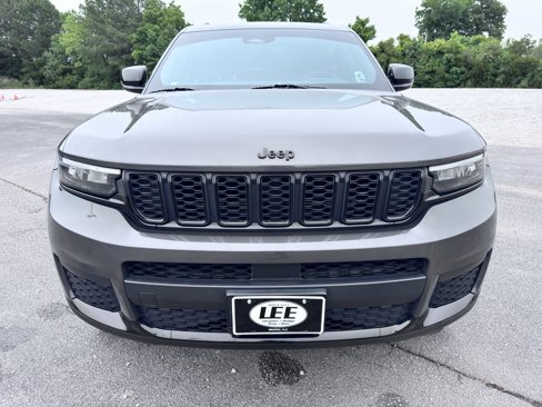 Certified 2021 Jeep Grand Cherokee L Laredo image 3