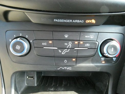 Used 2017 Ford Focus SE image 23