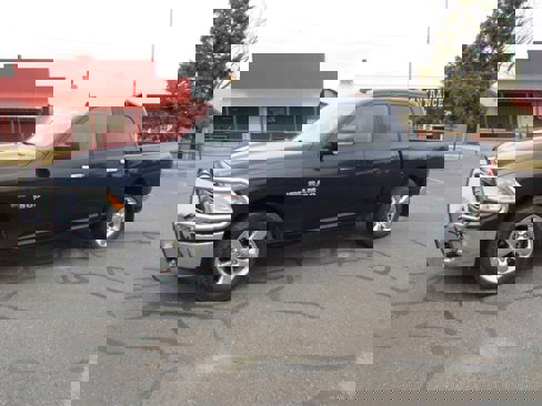 Used 2017 RAM 1500 Big Horn image 3