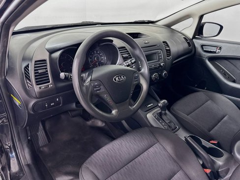 Used 2016 Kia Forte LX image 9