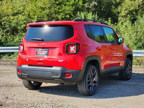 Used 2022 Jeep Renegade Latitude w/ Sun/Sound Group image 18