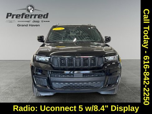 Used 2024 Jeep Grand Cherokee L Altitude image 4