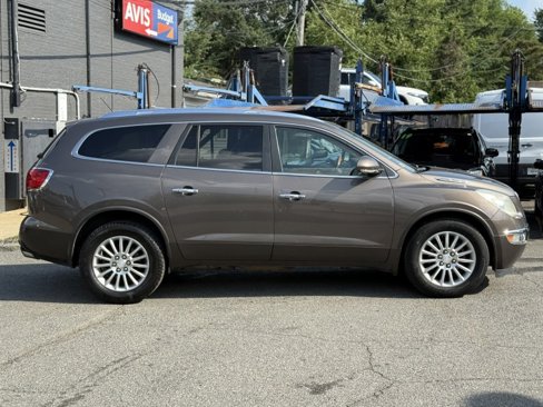 Used 2011 Buick Enclave CXL image 6