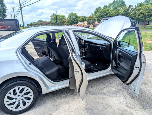 Used 2019 Toyota Corolla XLE image 14