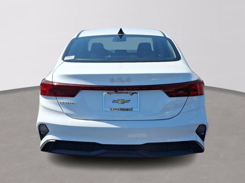 Used 2023 Kia Forte LXS image 5
