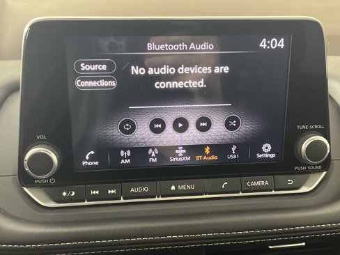 Used 2023 Nissan Rogue S image 21