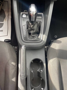 Used 2015 Volkswagen Jetta SE image 24