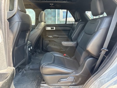 Used 2021 Ford Explorer ST w/ Equipment Group 401A image 9