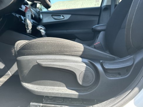 Used 2021 Kia Forte LXS image 23