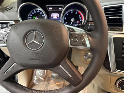 Used 2015 Mercedes-Benz ML 350 4MATIC image 37