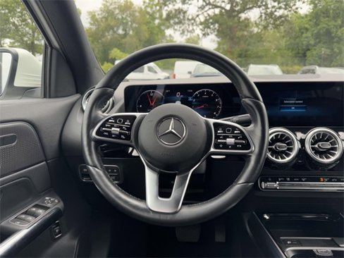 Certified 2022 Mercedes-Benz GLA 250 4MATIC image 21