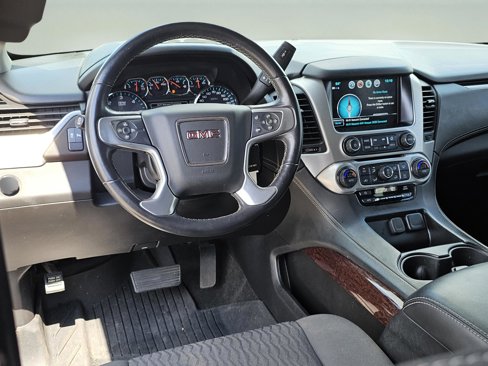 Used 2018 GMC Yukon SLE image 31
