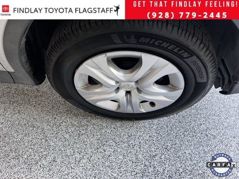 Used 2015 Toyota RAV4 LE image 11