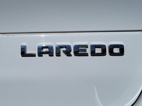 Certified 2023 Jeep Grand Cherokee L Laredo image 28