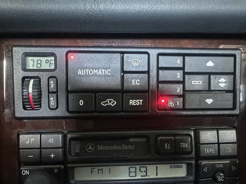 Used 1995 Mercedes-Benz SL 500 image 25