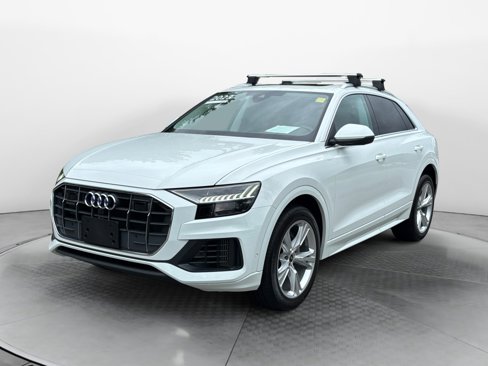 Certified 2023 Audi Q8 Premium w/ Convenience Package image 3