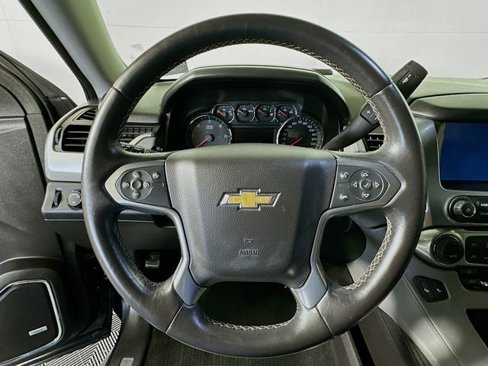 Used 2015 Chevrolet Suburban LT image 14