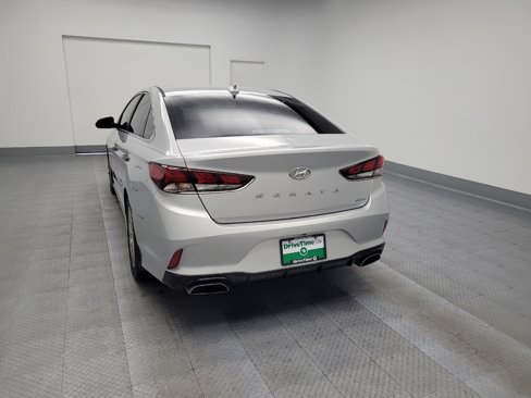 Used 2019 Hyundai Sonata Sport w/ Winter Weather Package image 6