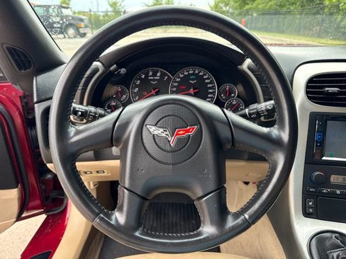 Used 2005 Chevrolet Corvette Convertible w/ Preferred Equipment Group image 14