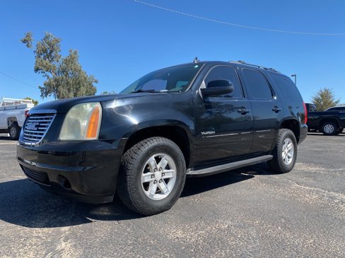 Used 2011 GMC Yukon SLE image 2