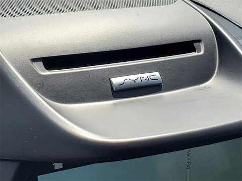 Used 2017 Ford Escape Titanium image 22