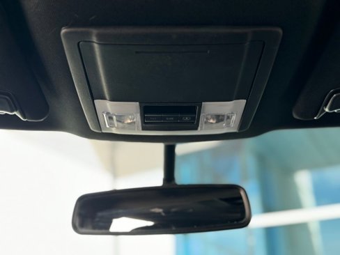 Used 2018 Ford Explorer Limited image 21
