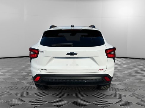 New 2025 Chevrolet Trax RS w/ Driver Confidence Package image 6