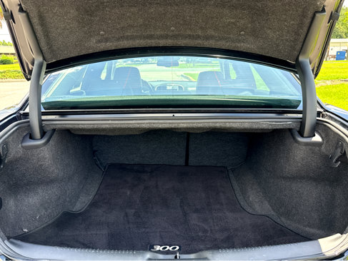 Used 2017 Chrysler 300 C image 26