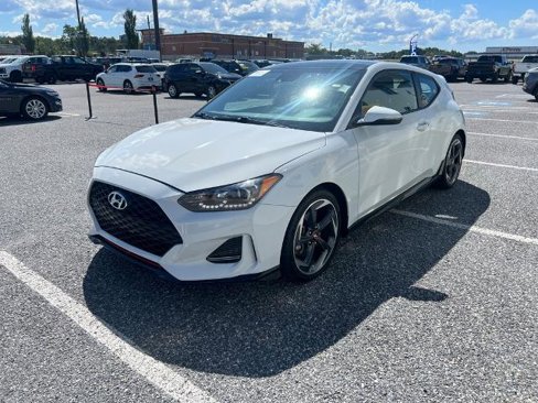 Used 2020 Hyundai Veloster Turbo image 4