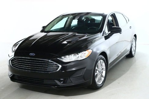 Used 2020 Ford Fusion SE image 1