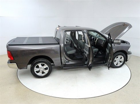 Used 2019 RAM 1500 Big Horn image 24
