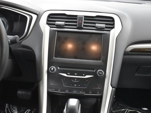 Used 2014 Ford Fusion Energi SE image 19