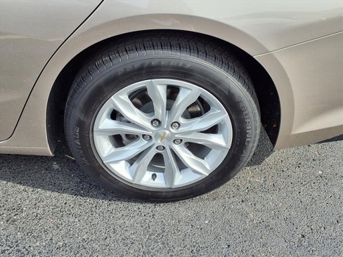 Used 2024 Chevrolet Malibu LT image 25