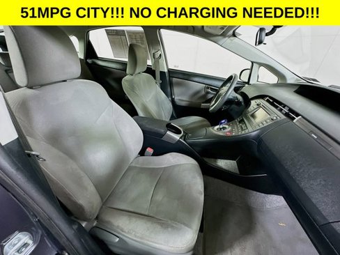 Used 2014 Toyota Prius Plug-In Hybrid image 25