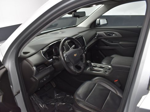 Used 2018 Chevrolet Traverse LT w/ LPO, Floor Liner Package image 13