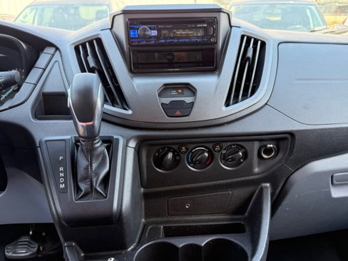 Used 2019 Ford Transit 250 130 Low Roof image 23