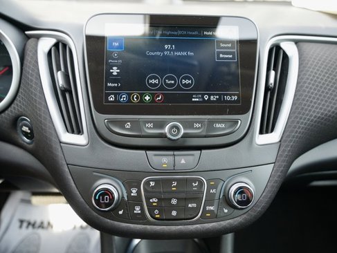 Used 2023 Chevrolet Malibu LT image 20