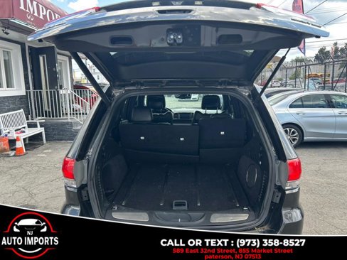 Used 2014 Jeep Grand Cherokee Limited w/ Trailer Tow Group IV image 9