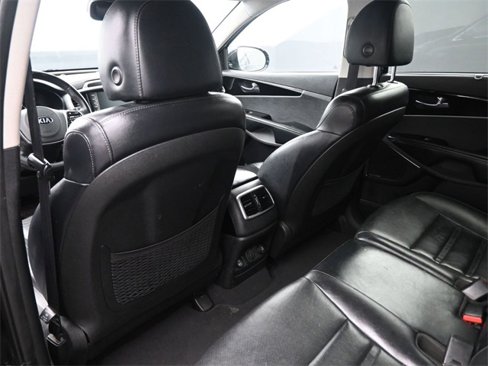 Used 2019 Kia Sorento SX image 10
