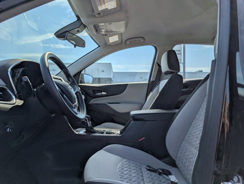 Used 2024 Chevrolet Equinox LS image 9