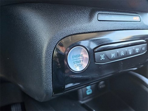 Used 2023 Ford Escape Platinum image 31