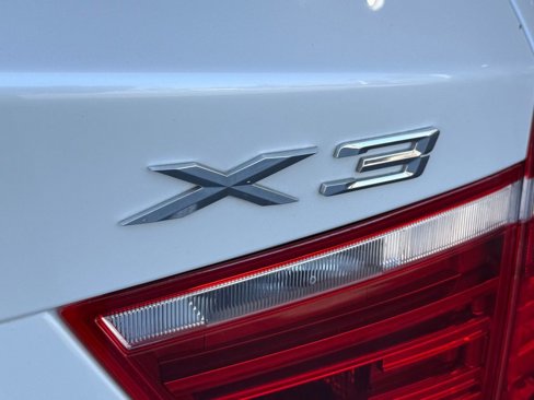 Used 2015 BMW X3 sDrive28i image 12