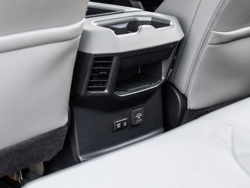 Used 2023 Toyota Tundra Limited image 36