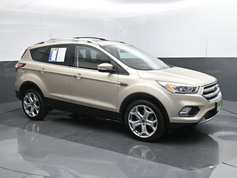 Used 2017 Ford Escape Titanium image 8