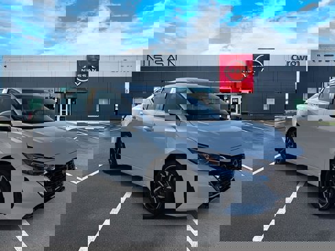 New 2025 Nissan Sentra SV image 1