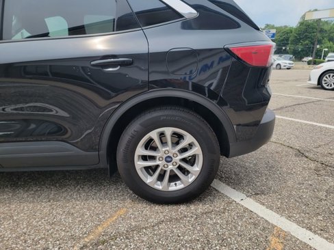 Used 2022 Ford Escape SE image 7