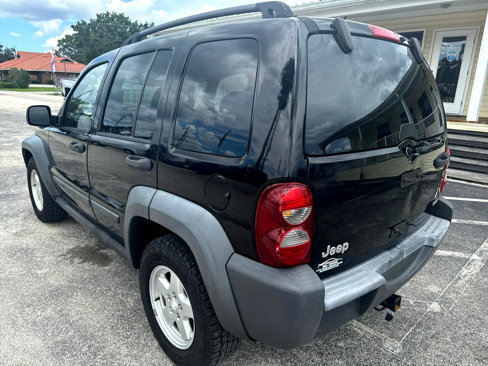 Used 2006 Jeep Liberty Sport image 3