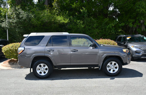 Used 2016 Toyota 4Runner SR5 image 5